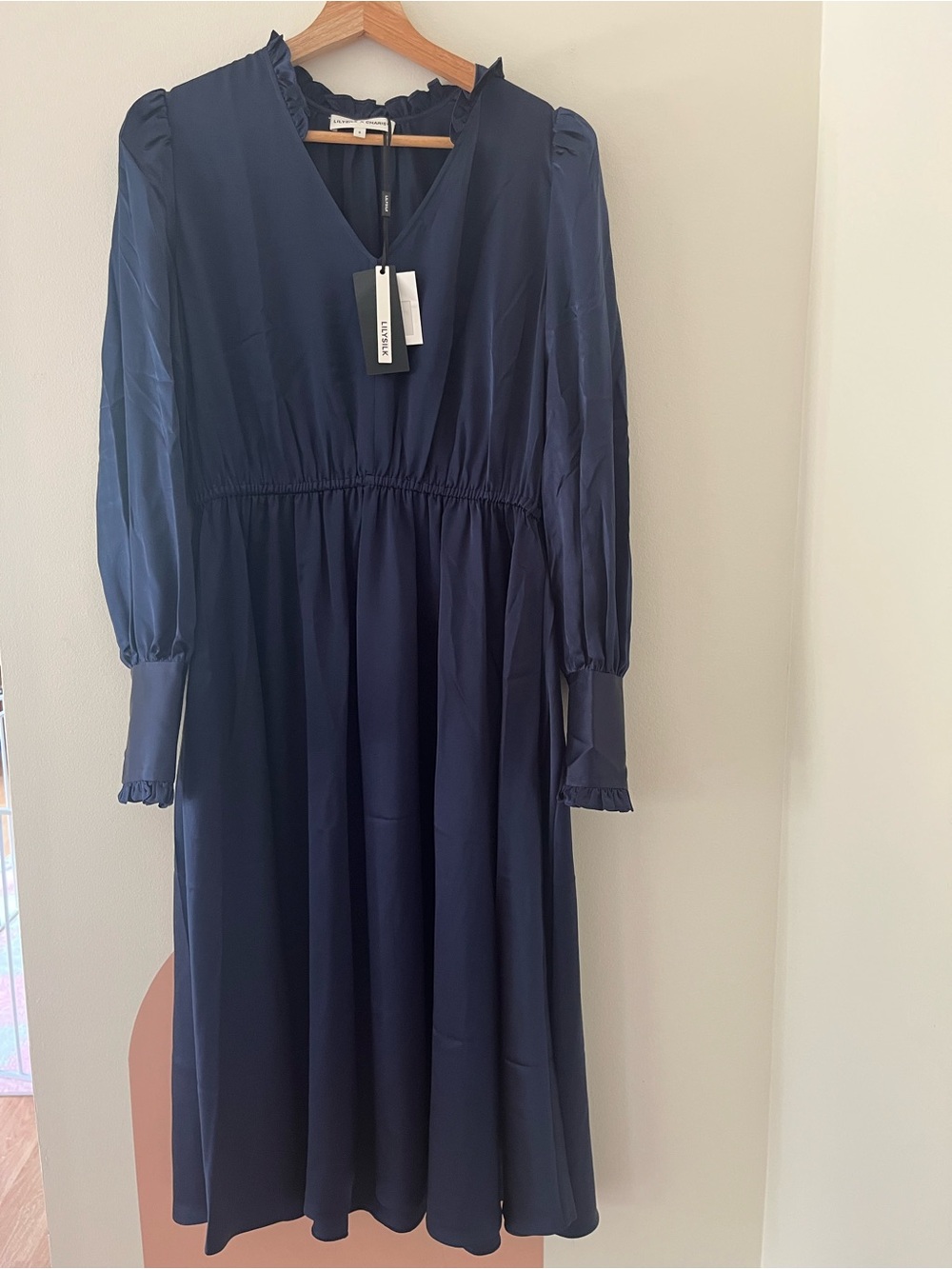 Lilysilk navy long silk dress NWT size 6
